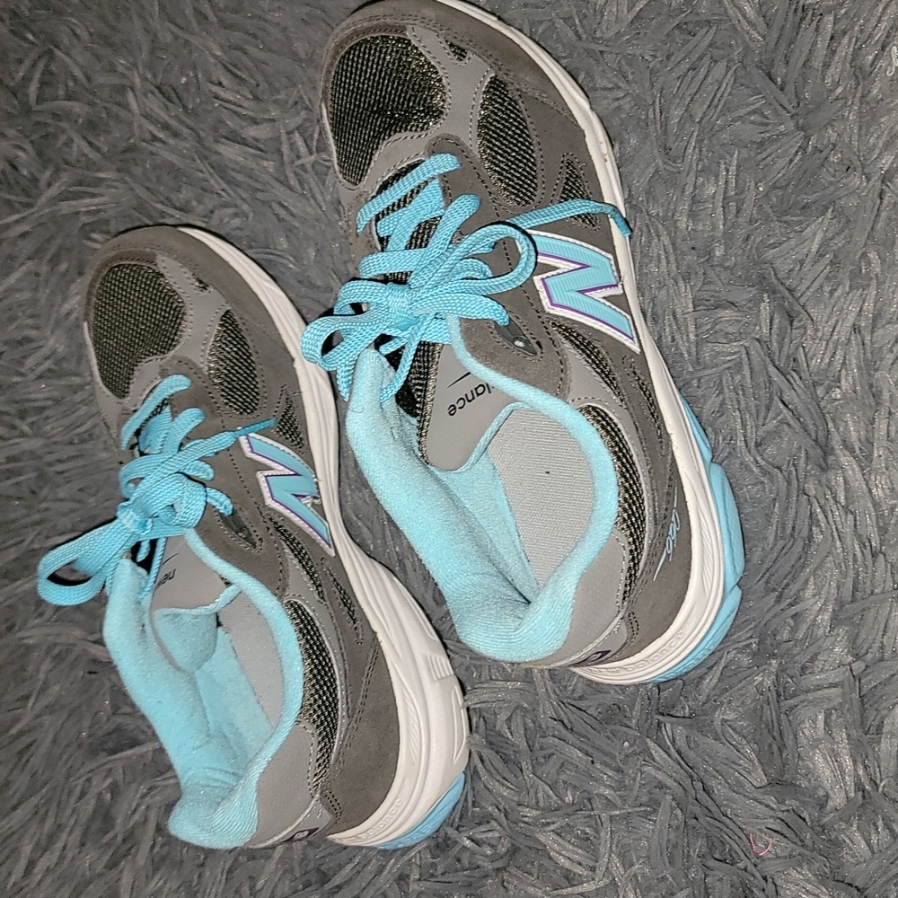 New Balance 990